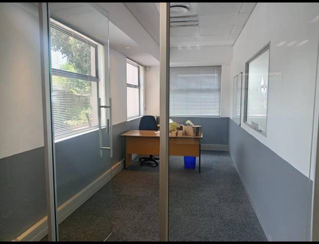 BUSINESS PROPERTY TO RENT IN DAWNCLIFFE